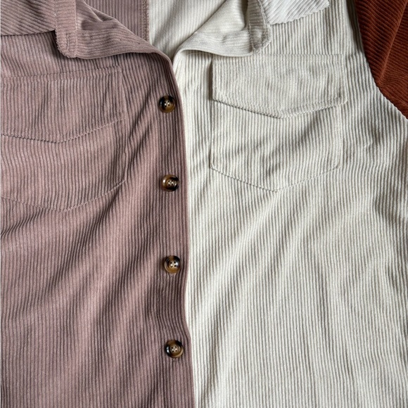 Two-Tone Corduroy Button-Up Shirt Size Medium - Picture 4 of 4